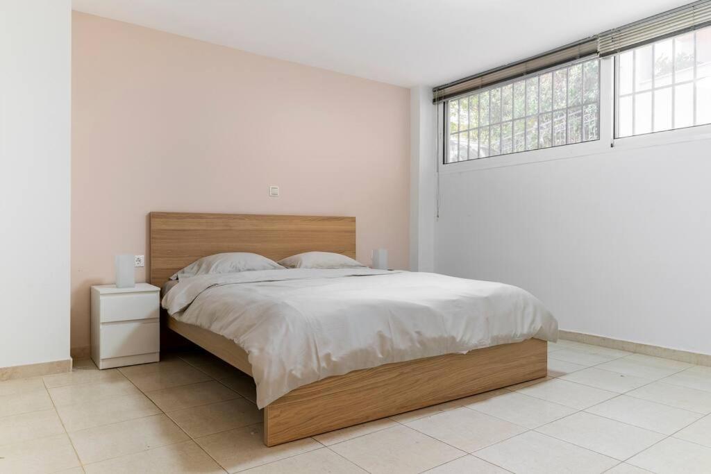 Apartment At Ano Glifada. Athens